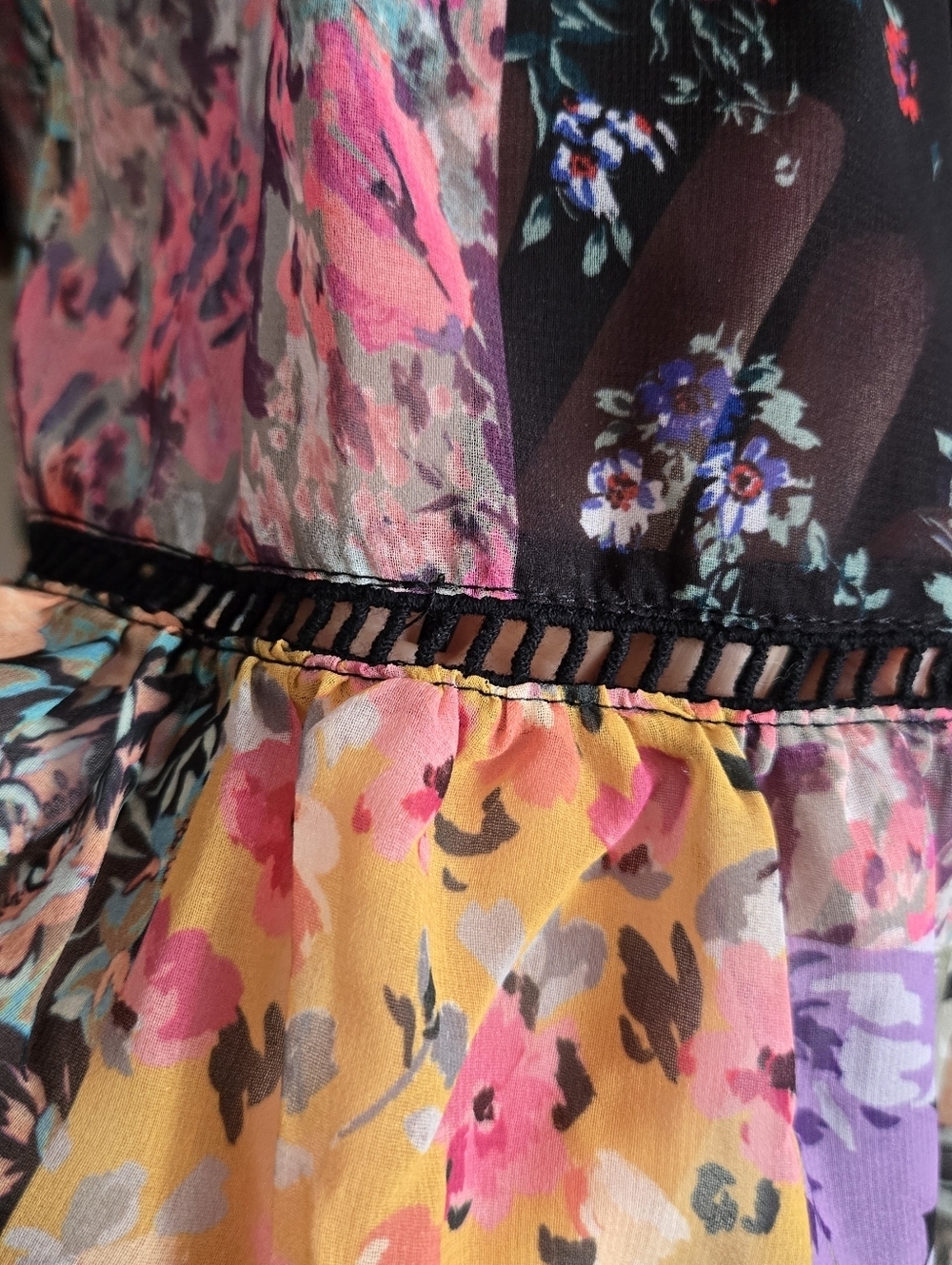 Zara Amelia Floral Patchwork Longsleeve Button Down Mini Dress Size Medium - Picture 10 of 15
